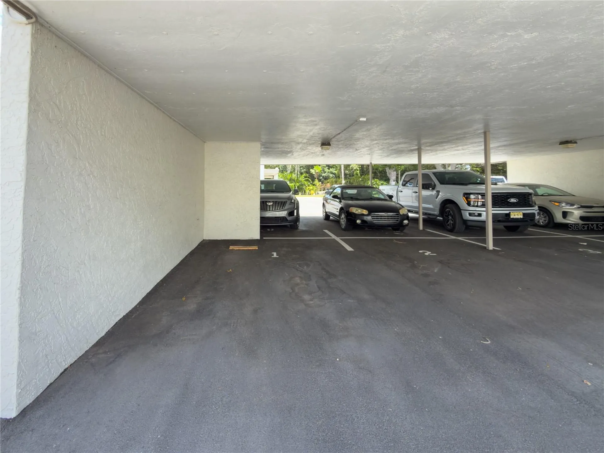 220 Lakewood Drive Bradenton FL 34210