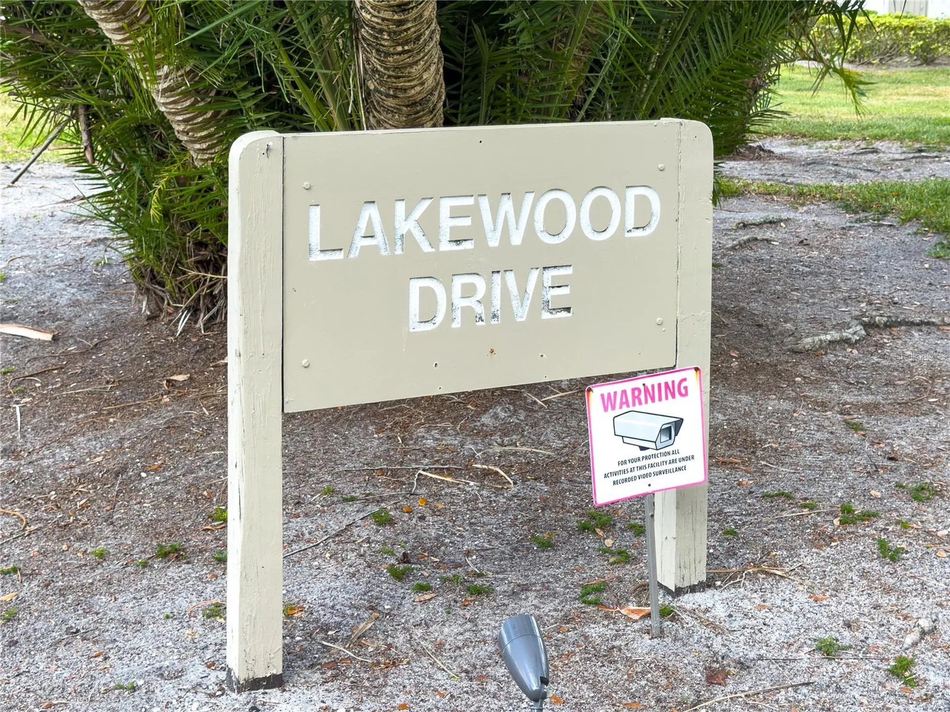 220 Lakewood Drive Bradenton FL 34210