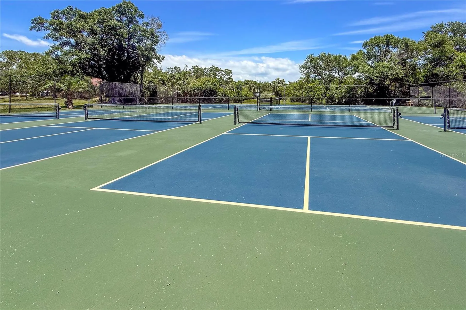 220 Lakewood Drive Bradenton FL 34210