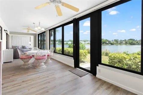 220 Lakewood Drive Bradenton FL 34210