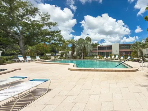 220 Lakewood Drive Bradenton FL 34210