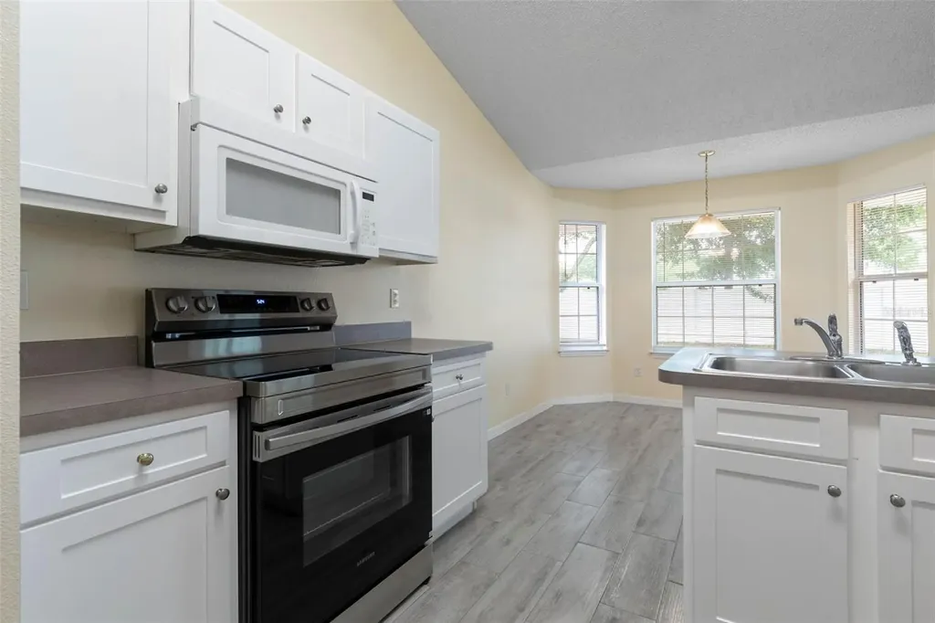 84 Brunswick Lane Palm Coast FL 32137