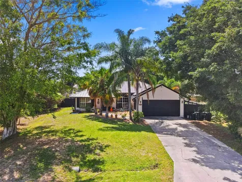 440 SW Bradshaw Circle Port St Lucie FL 34953