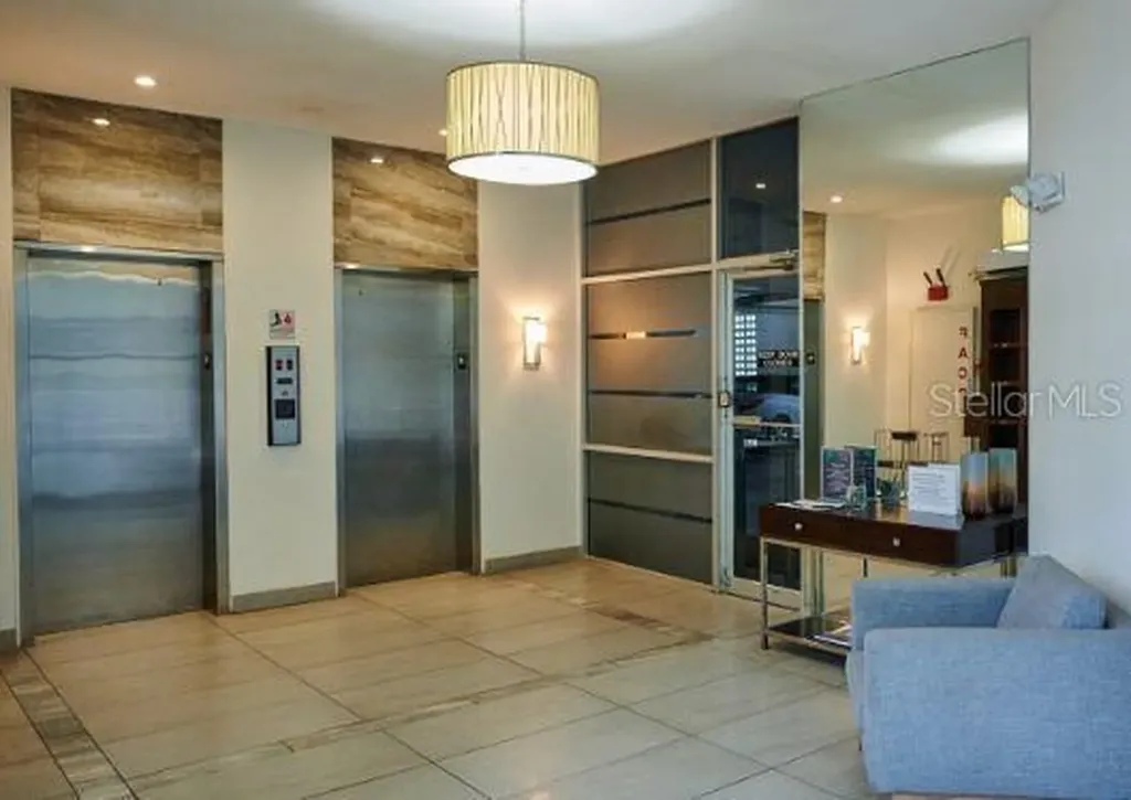 1770 Benjamin Franklin Drive Sarasota FL 34236