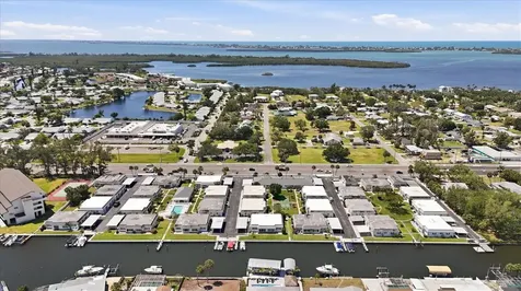 9914 Sebastian Court Bradenton FL 34210