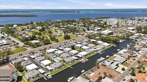 9914 Sebastian Court Bradenton FL 34210