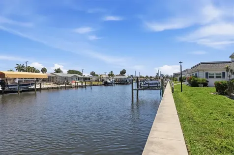 9914 Sebastian Court Bradenton FL 34210