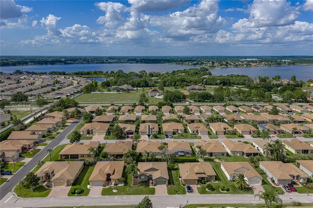 4489 Strathmore Drive Lake Wales FL 33859