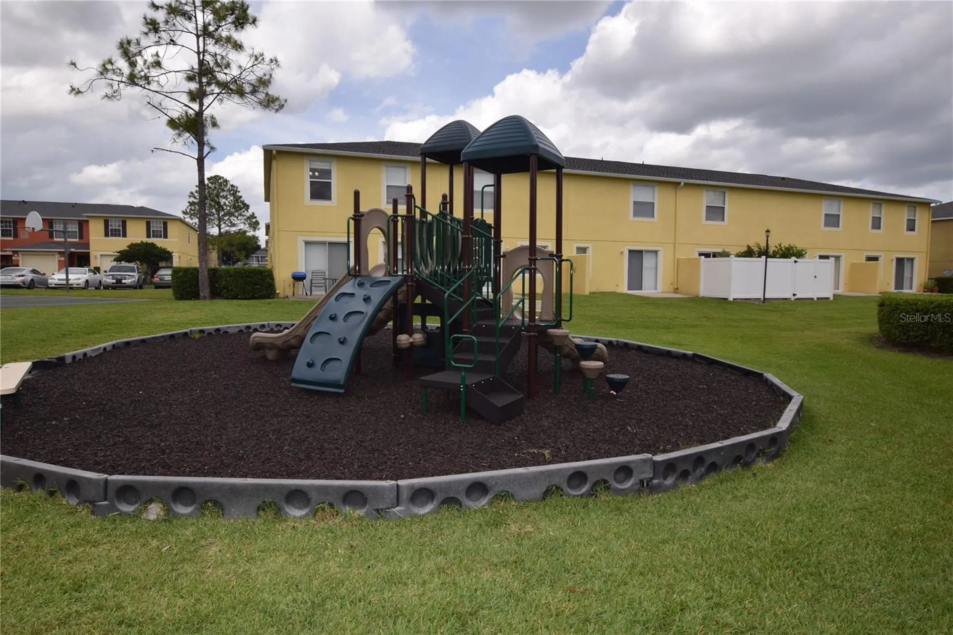 13098 Lexington Summit Street Orlando FL 32828