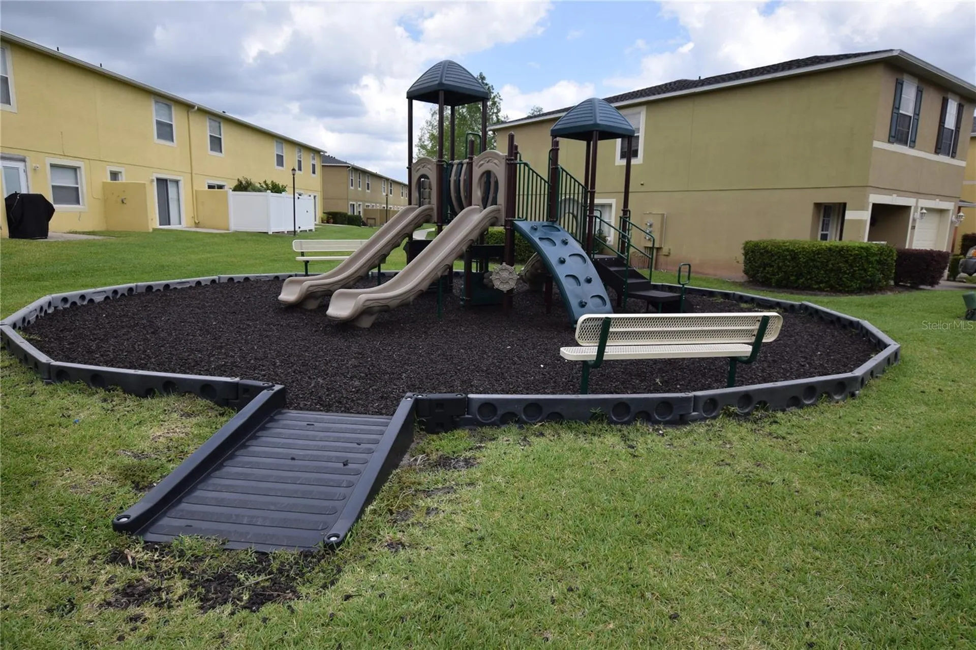13098 Lexington Summit Street Orlando FL 32828