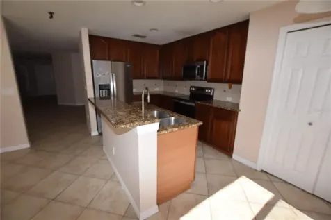 13098 Lexington Summit Street Orlando FL 32828