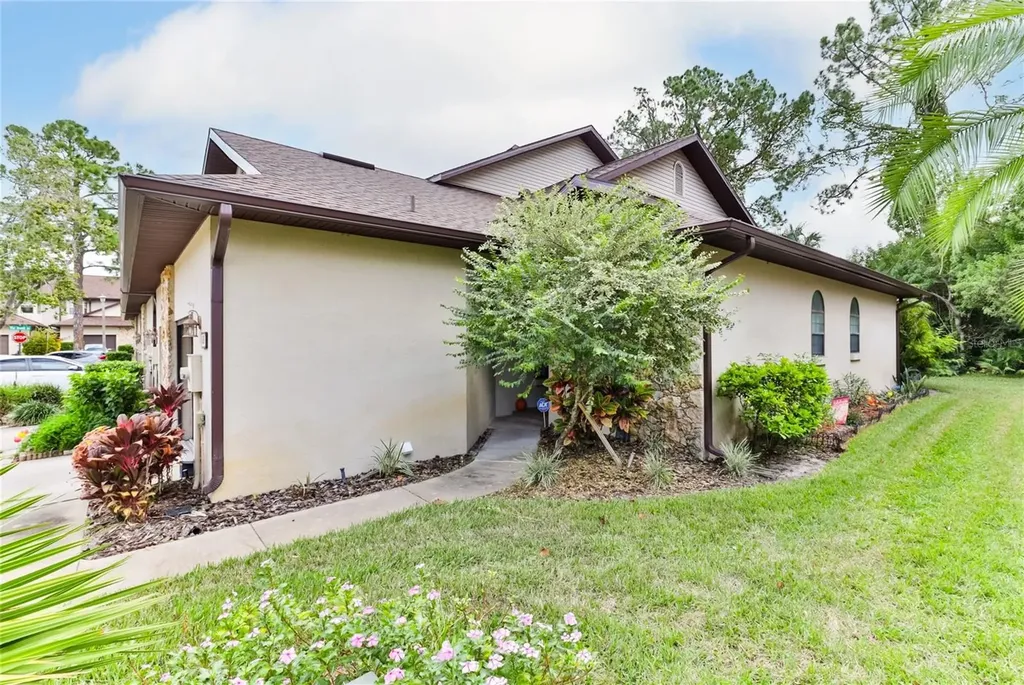 121 Dovecote Lane Daytona Beach FL 32114