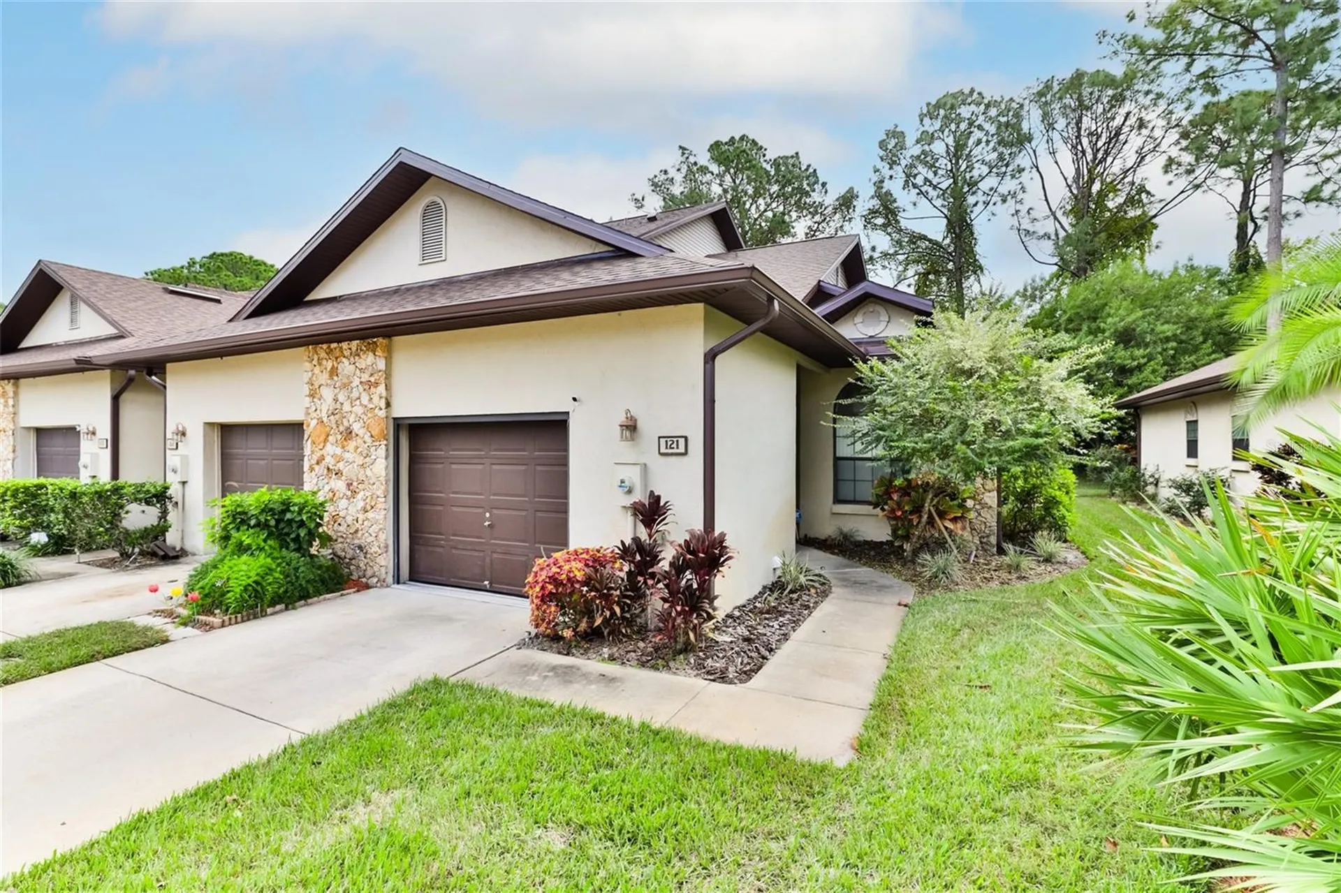 121 Dovecote Lane Daytona Beach FL 32114