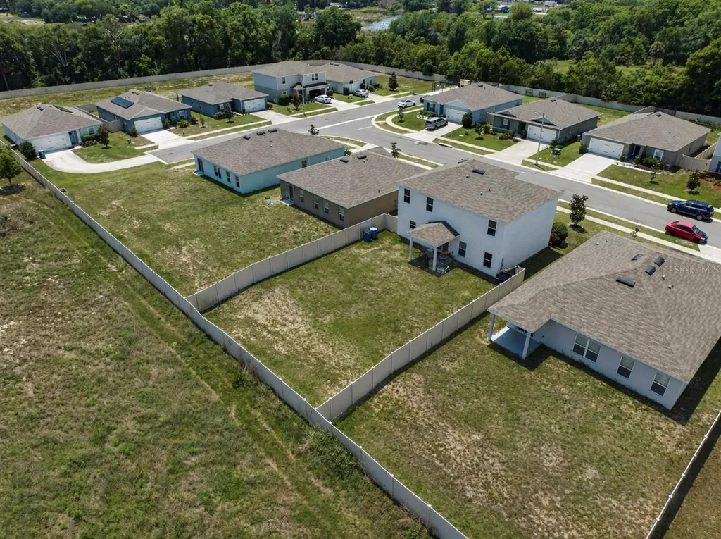 313 Fiddlewood Court Davenport FL 33837