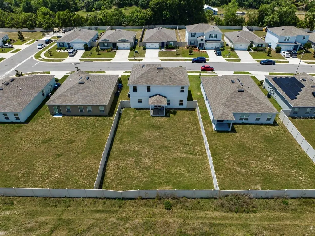 313 Fiddlewood Court Davenport FL 33837