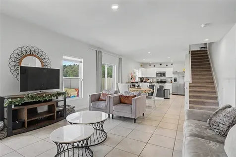 313 Fiddlewood Court Davenport FL 33837