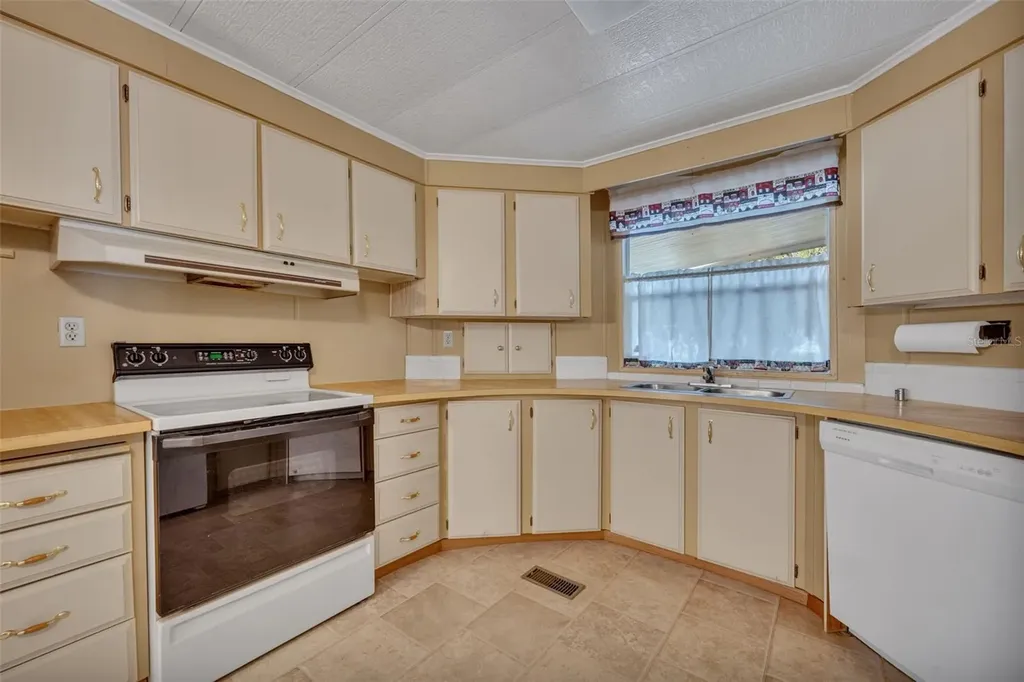 53 Kono Circle Leesburg FL 34788