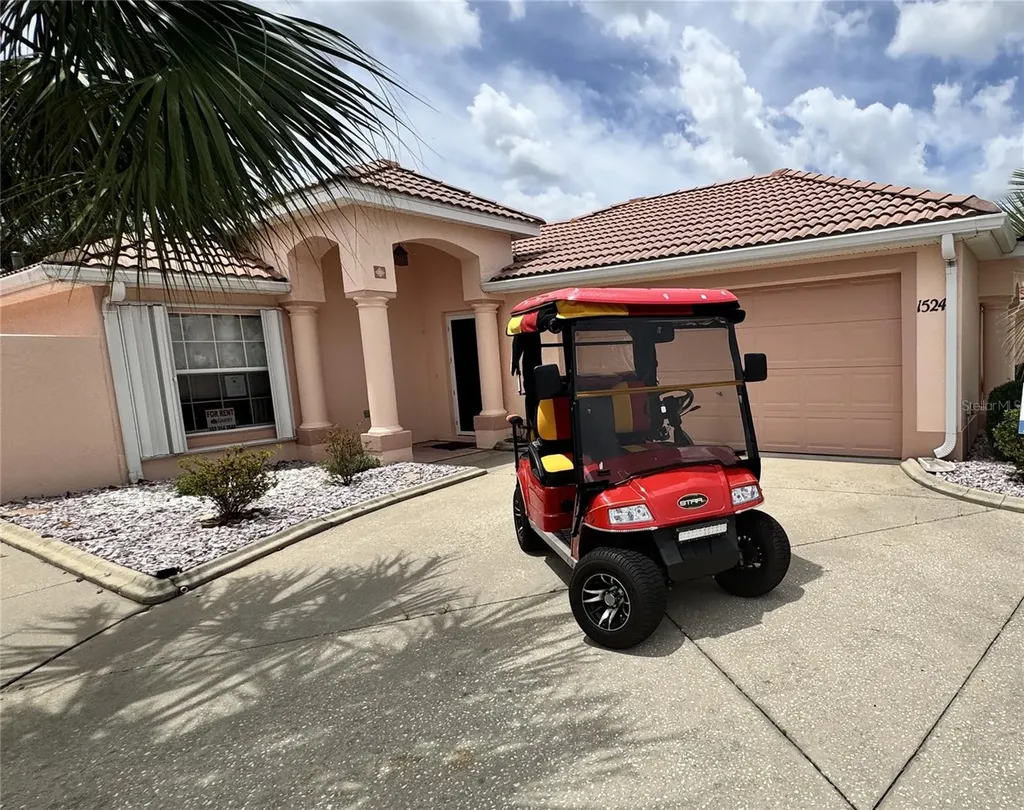 1524 Martinez Drive Lady Lake FL 32159