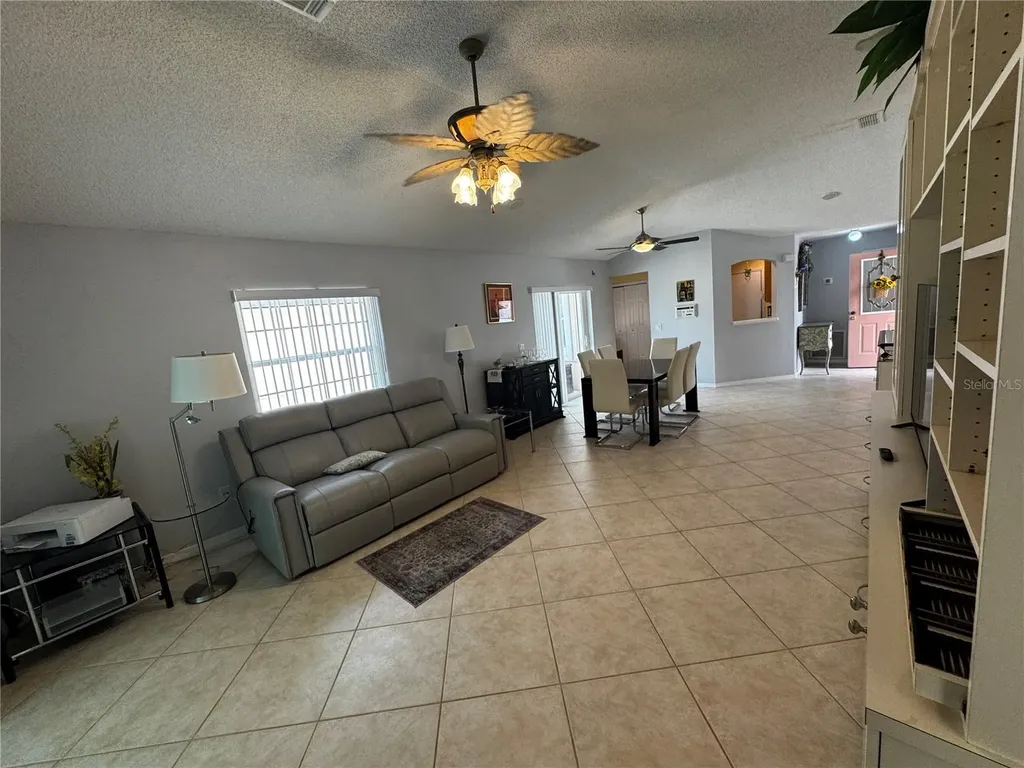 1524 Martinez Drive Lady Lake FL 32159