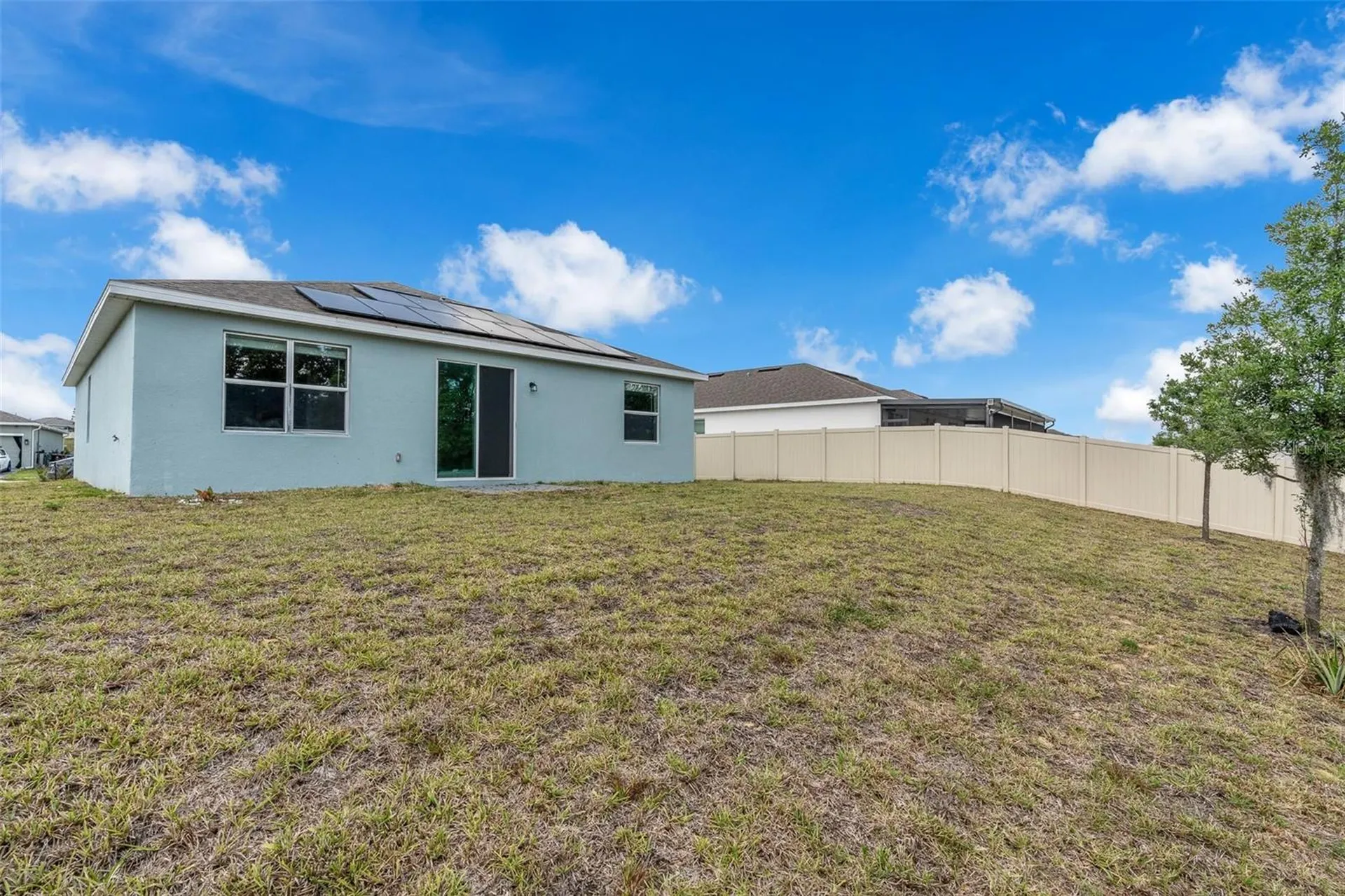 663 Fairview Avenue Haines City FL 33844