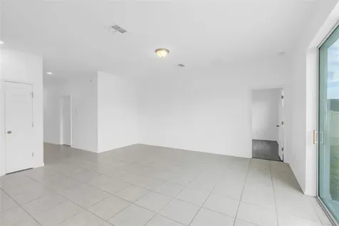 663 Fairview Avenue Haines City FL 33844