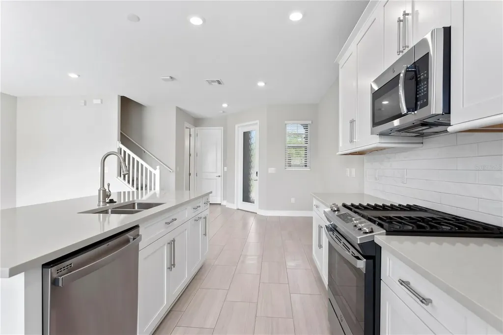 4880 Isola Court Wesley Chapel FL 33543