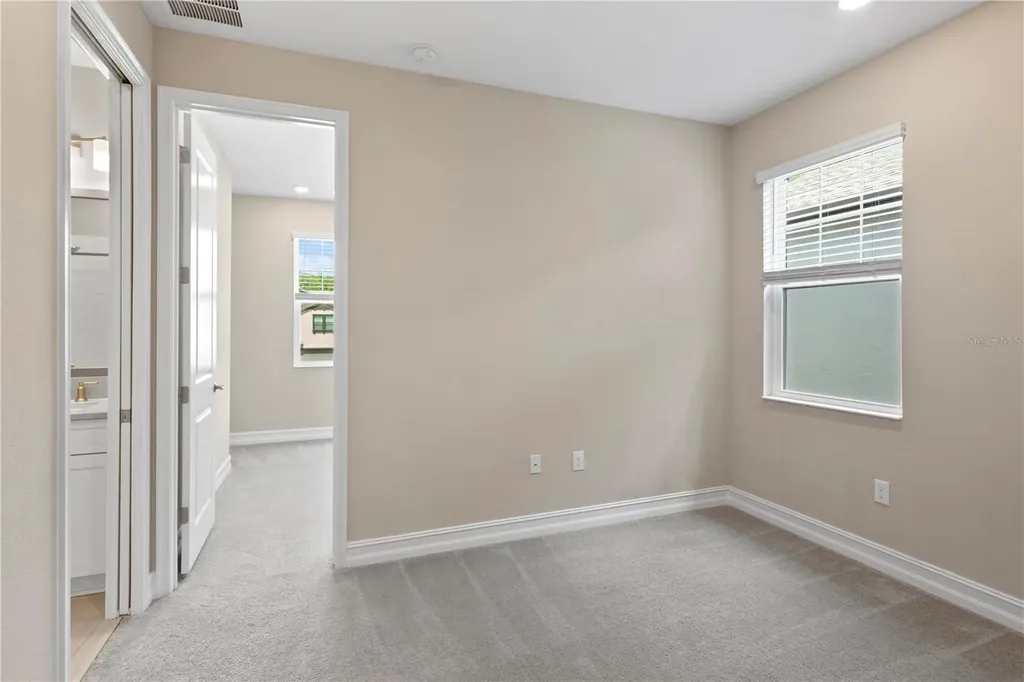 4880 Isola Court Wesley Chapel FL 33543