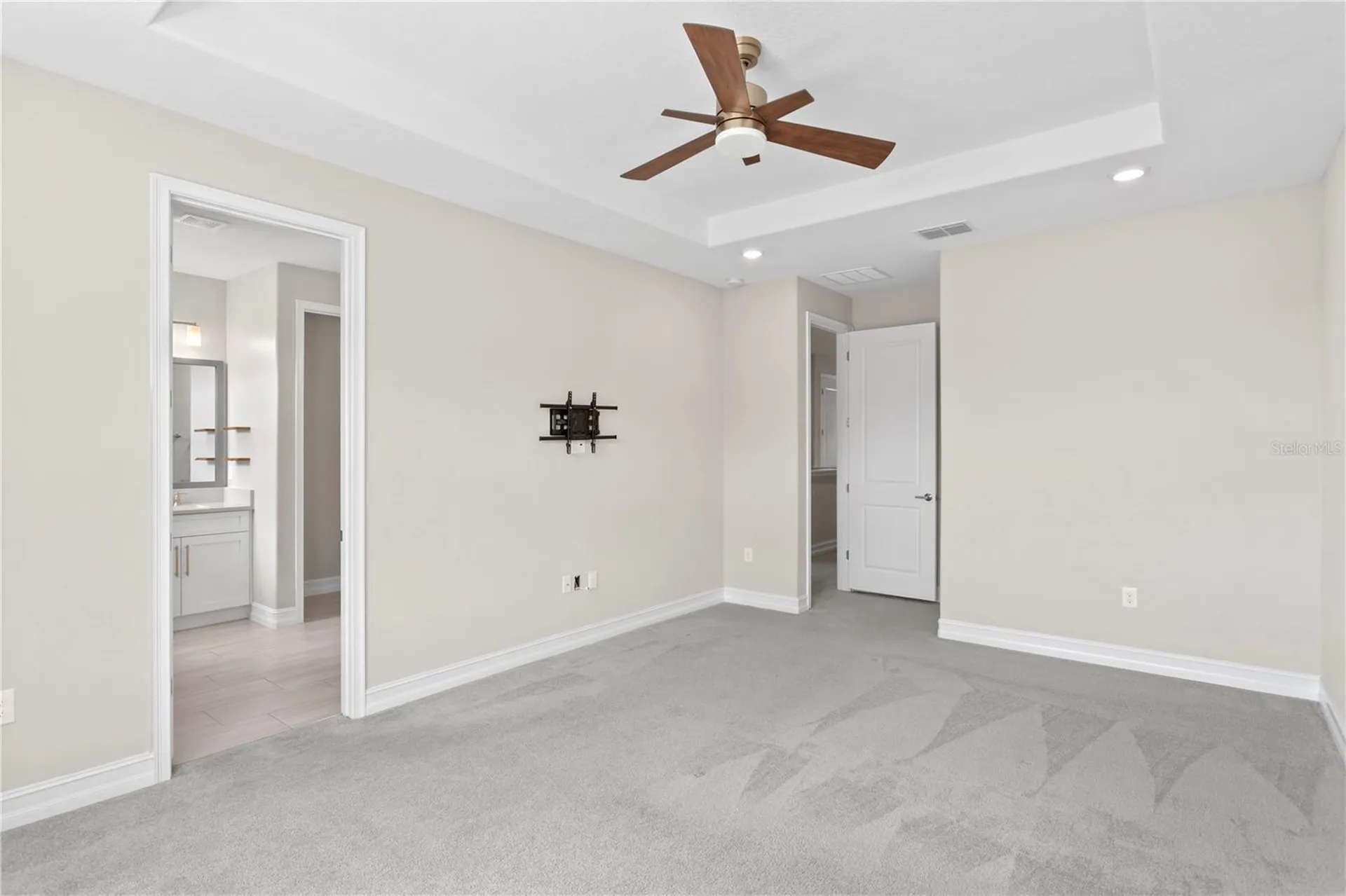 4880 Isola Court Wesley Chapel FL 33543