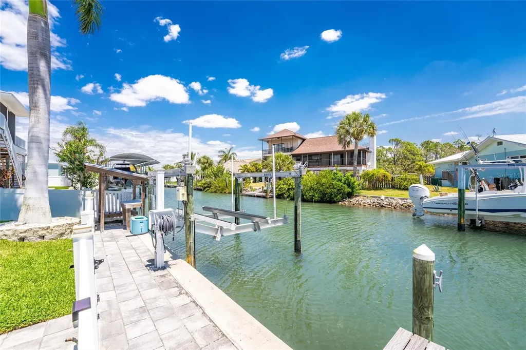 9290 Pine Cove Drive Englewood FL 34224