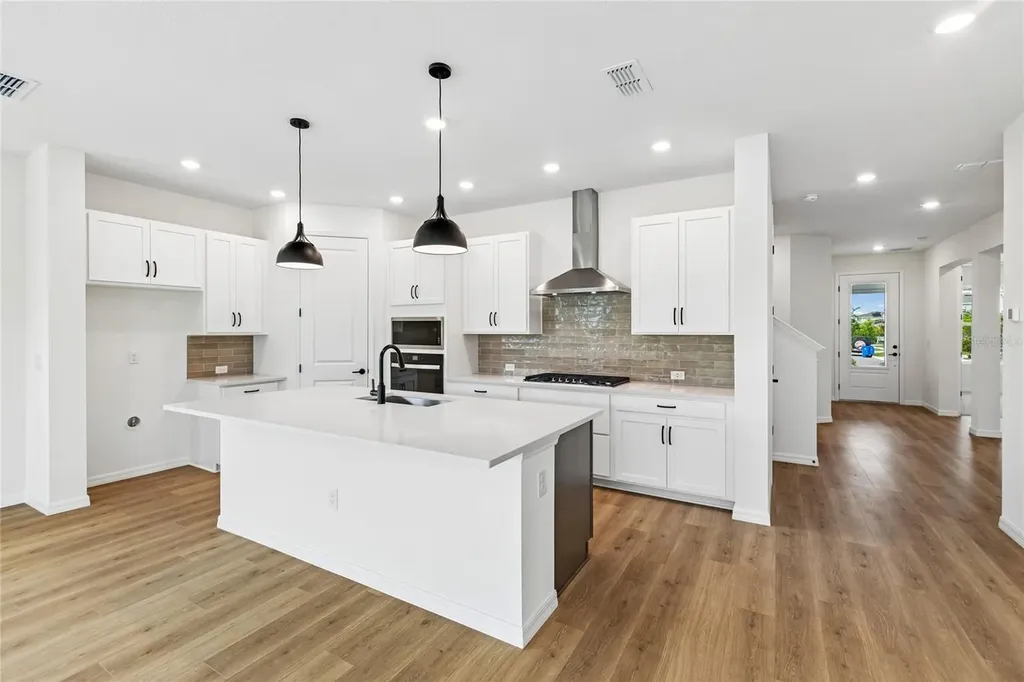 5249 Everlong Drive Apollo Beach FL 33572