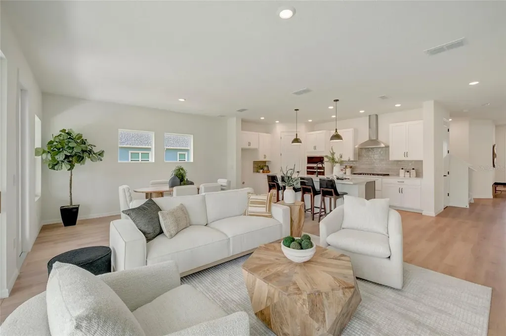 5249 Everlong Drive Apollo Beach FL 33572