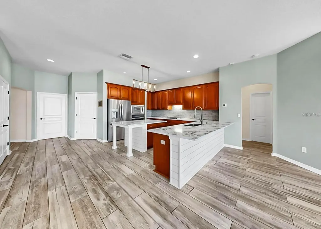5237 Brighton Shore Drive Apollo Beach FL 33572