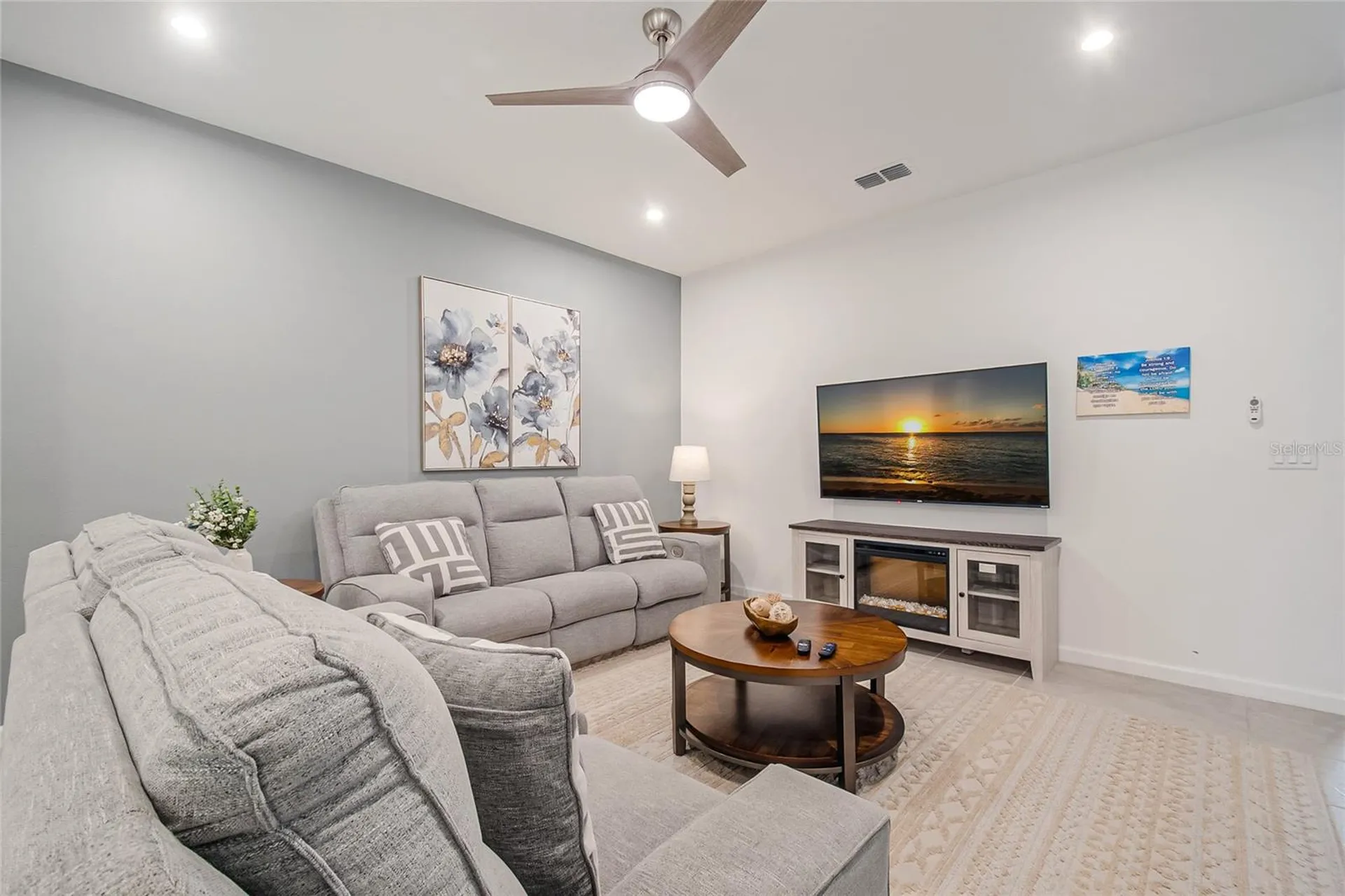 2309 Distant Sun Trail Kissimmee FL 34747