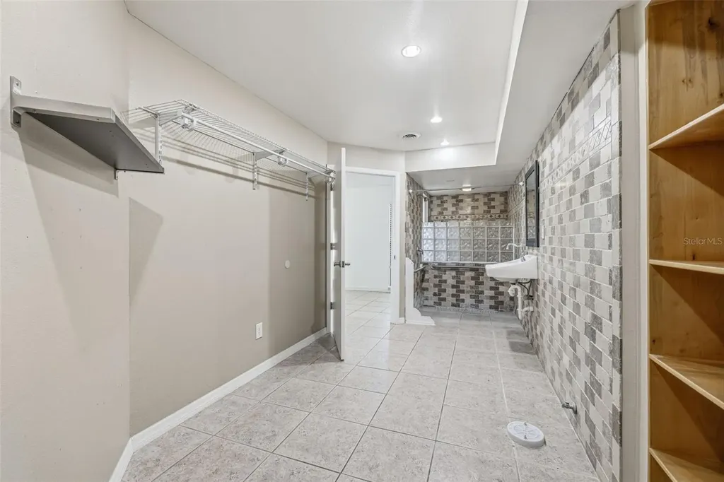 1591 Mac Charles Court Dunedin FL 34698