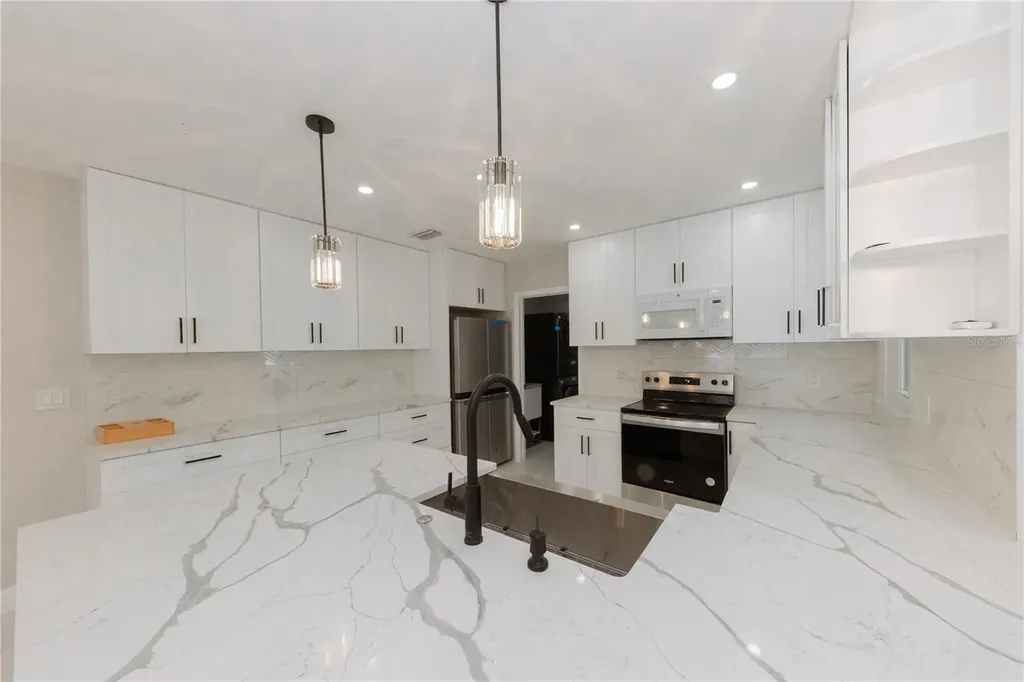 2187 Waterside Drive Clearwater FL 33764