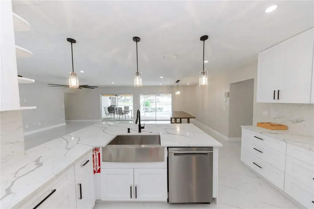 2187 Waterside Drive Clearwater FL 33764
