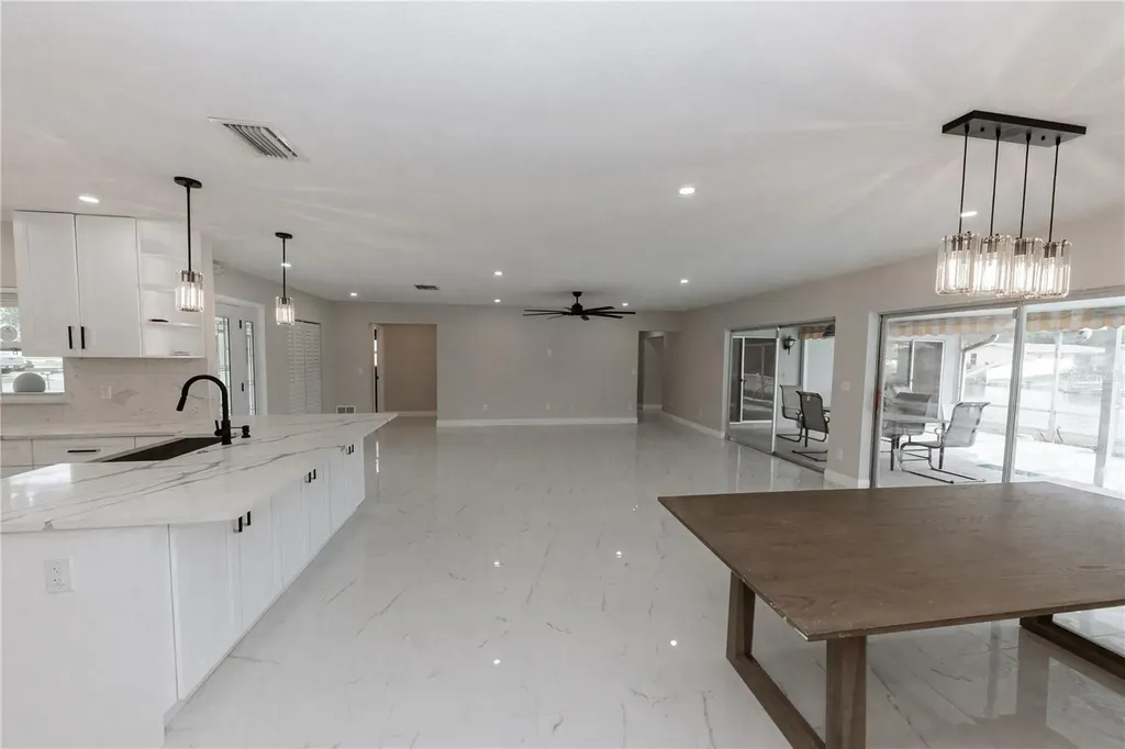 2187 Waterside Drive Clearwater FL 33764