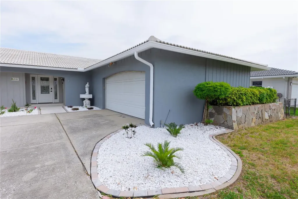 2187 Waterside Drive Clearwater FL 33764