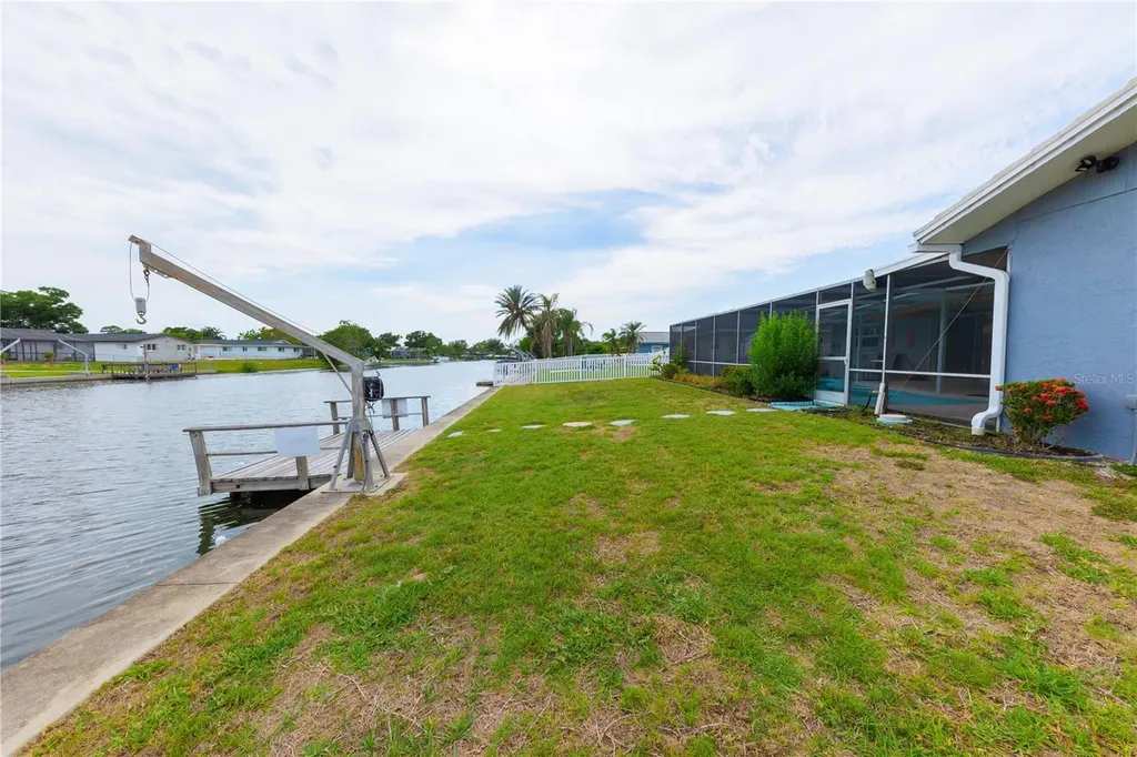 2187 Waterside Drive Clearwater FL 33764