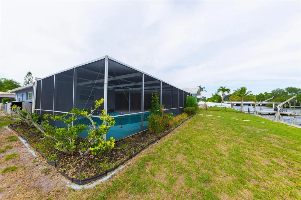 2187 Waterside Drive Clearwater FL 33764