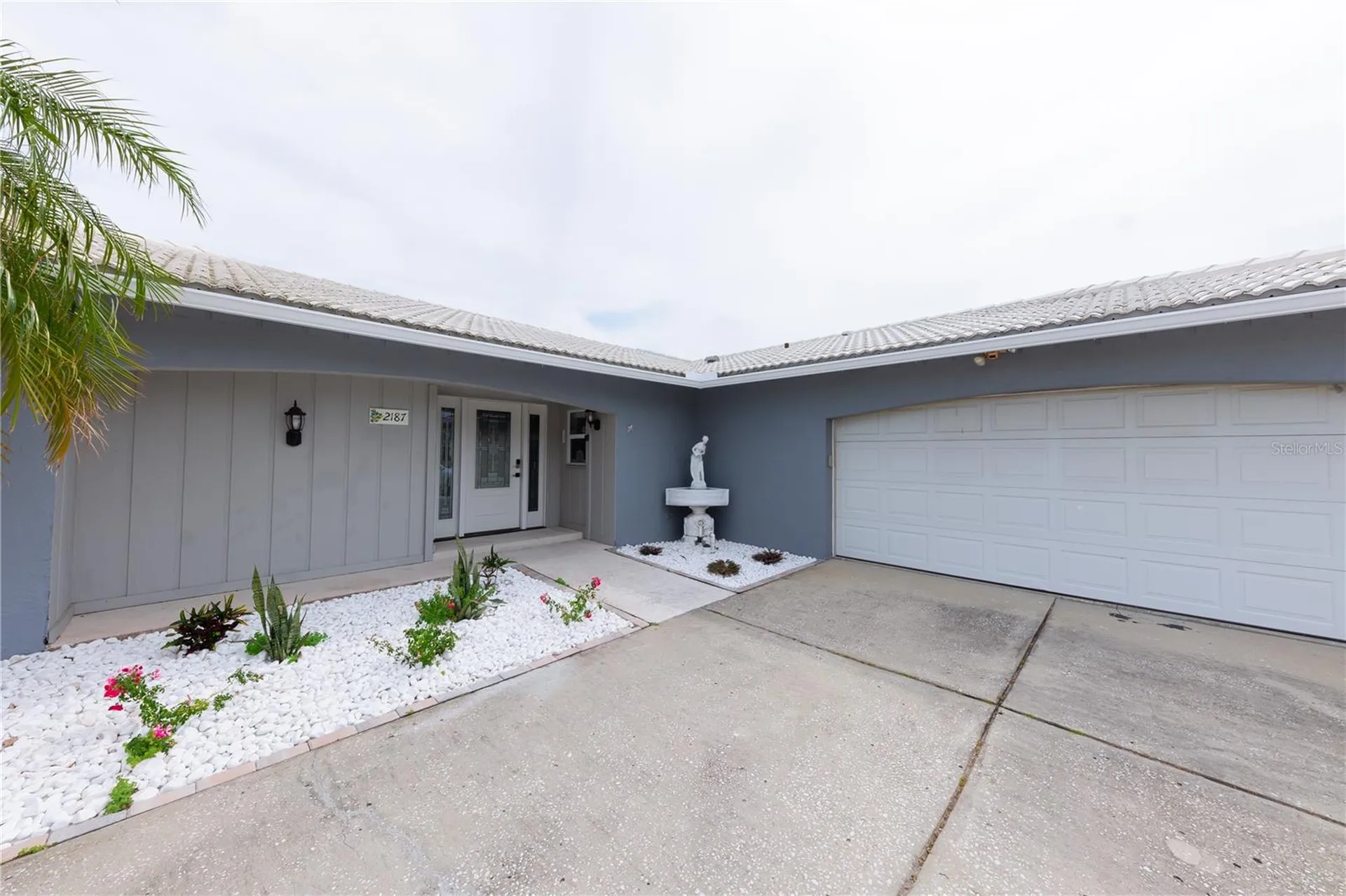 2187 Waterside Drive Clearwater FL 33764