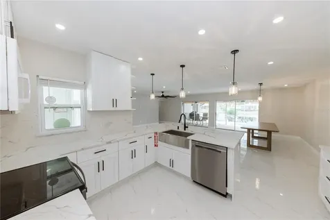 2187 Waterside Drive Clearwater FL 33764