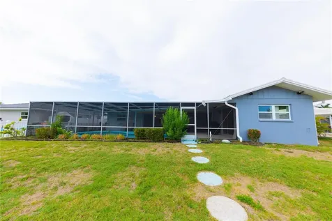2187 Waterside Drive Clearwater FL 33764
