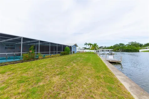 2187 Waterside Drive Clearwater FL 33764