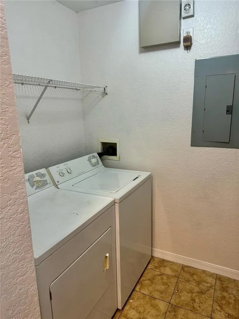 832 Grand Regency Point Altamonte Springs FL 32714