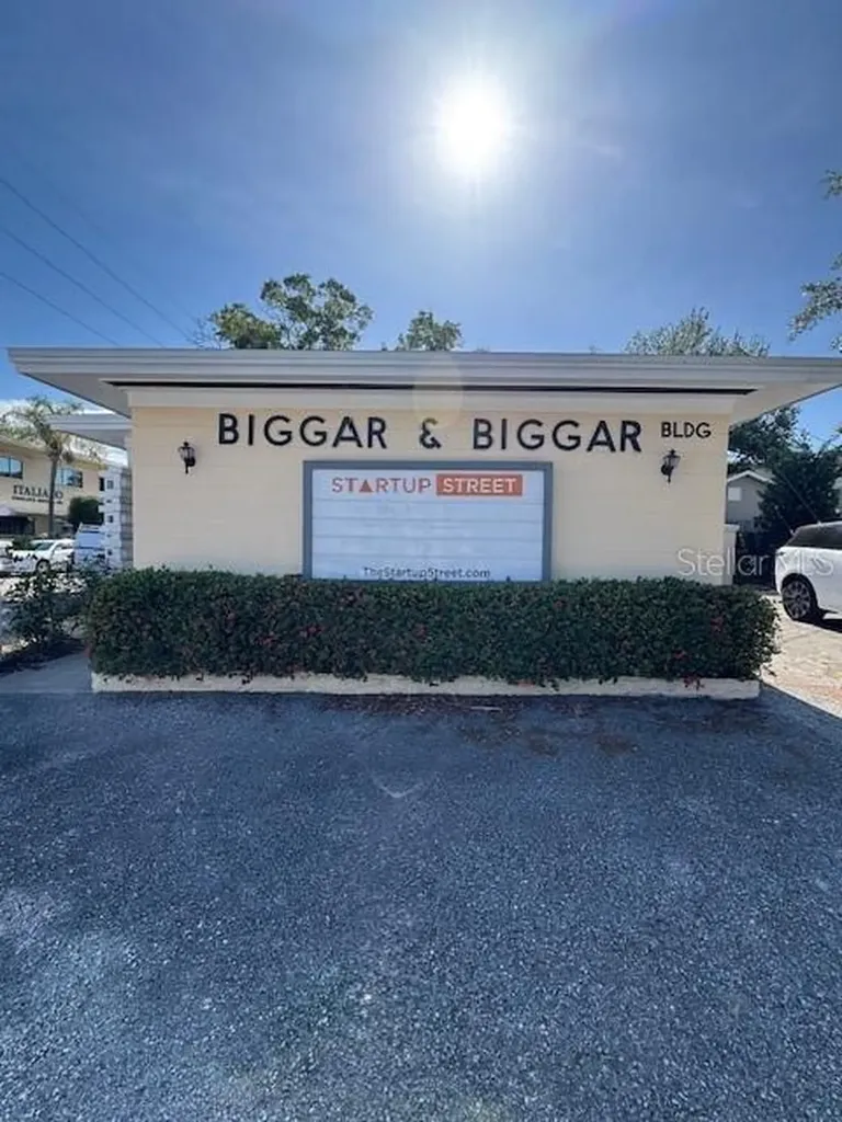 3022 W Swann Avenue Tampa FL 33609