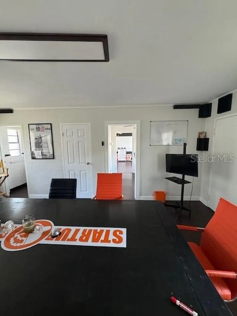 3022 W Swann Avenue Tampa FL 33609