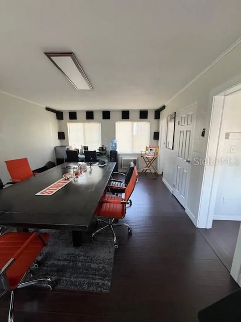 3022 W Swann Avenue Tampa FL 33609