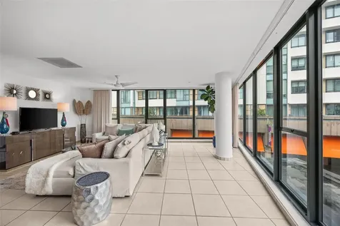 1509 Ponce De León Parada 22 San Juan PR 00909