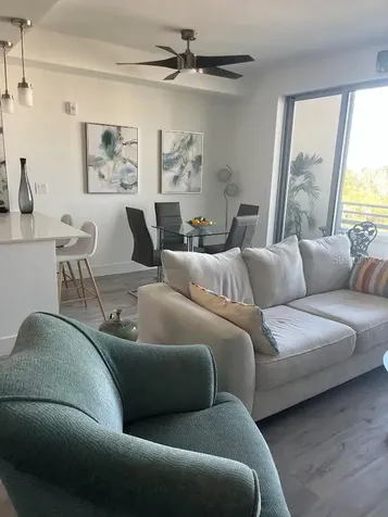 1703 N Tamiami Trail Sarasota FL 34234